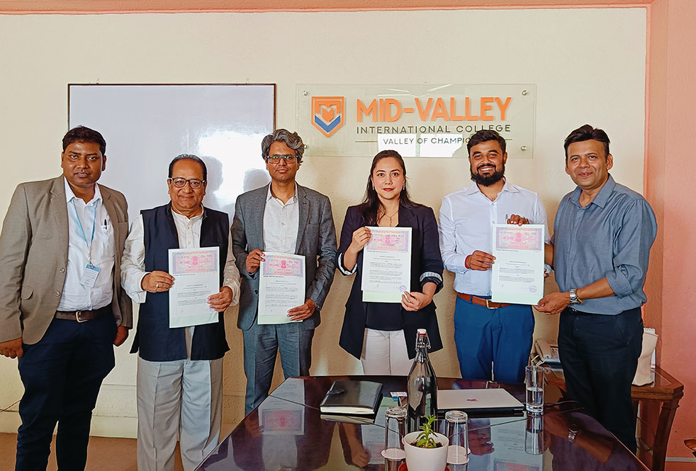 MOU Signing of ISOEH with DanpheLink. Standing from the left, Mr. Chandan Roy, Dr. Malay K. Karanjai, Mr. Sandeep Sengupta, Mrs Reetal Rana, Mr Samyajit  Mukherjee and Mr Sanjay Bardhan